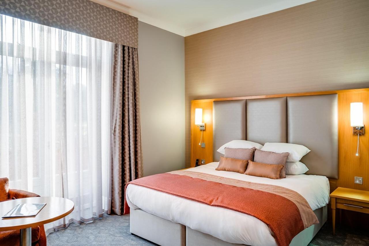 Oakley Hall Hotel Basingstoke Luaran gambar